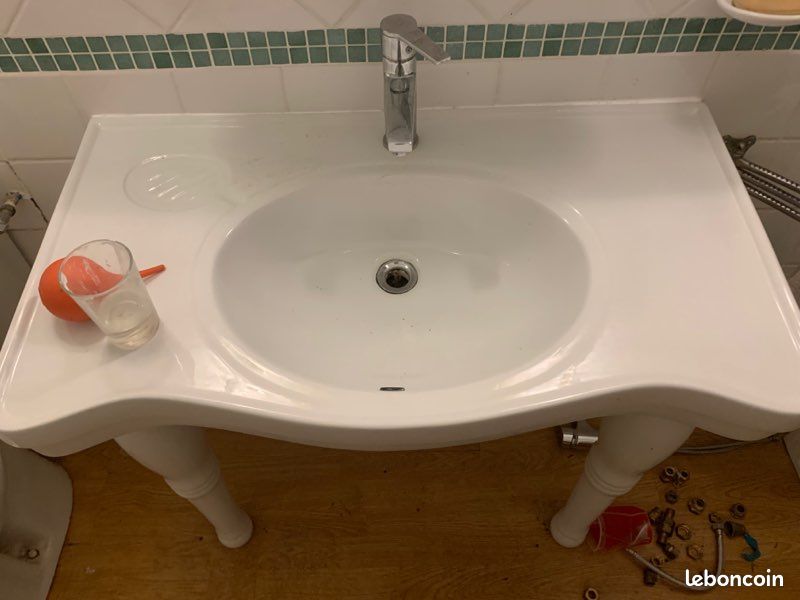 Vente d un lavabo rétro (image 2)