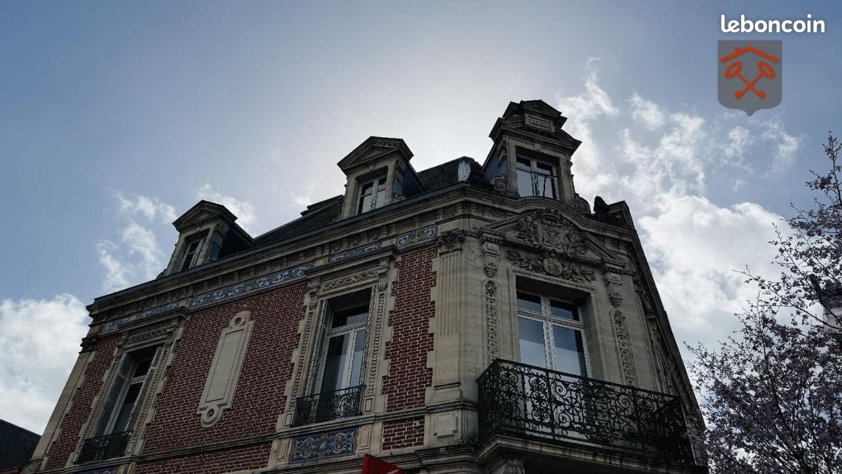 Appartement 8 pièces 193 m² · à L'Aigle · 193 m² · 107 000 €