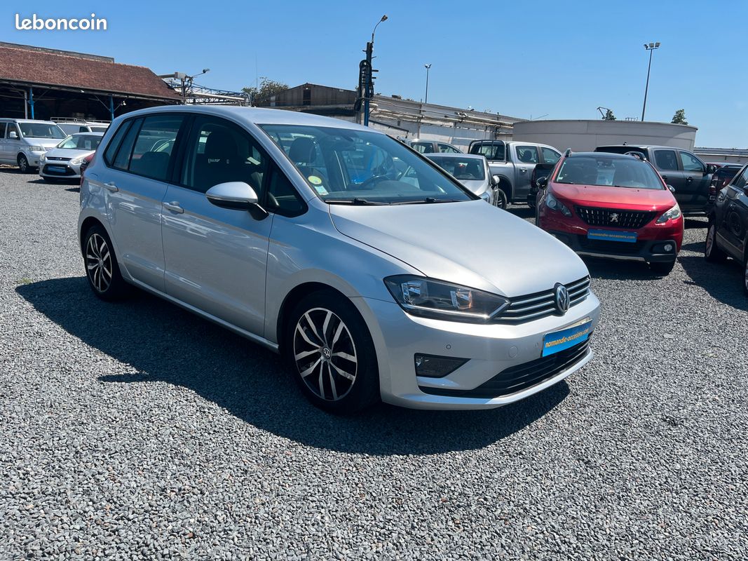 VOLKSWAGEN GOLF SPORTSVAN TDI 110cv CONFORTLINE (image 4)