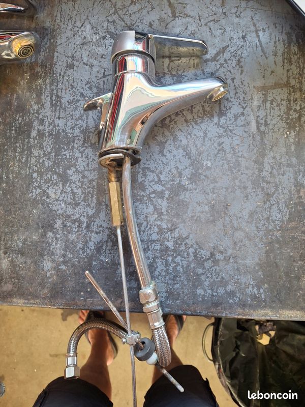 Mitigeur lavabo (image 1)