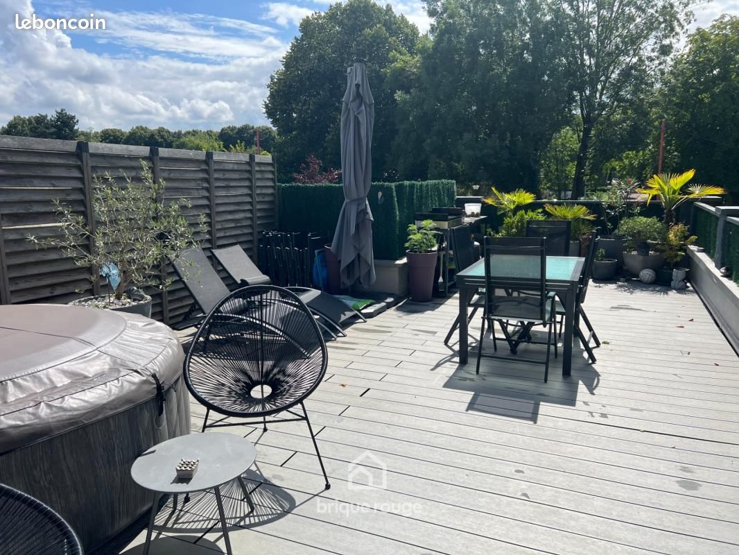 Maison 6 pièces 183 m² · à Seclin · 183 m² · 382 000 €