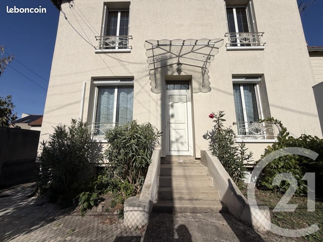 Immeuble 138 m² · à Argenteuil · 138 m² · 388 500 €
