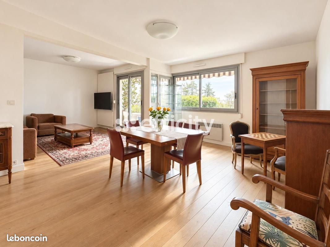 Appartement 4 pièces 90 m² · à Caluire-Et-Cuire · 90 m² · 379 000 €