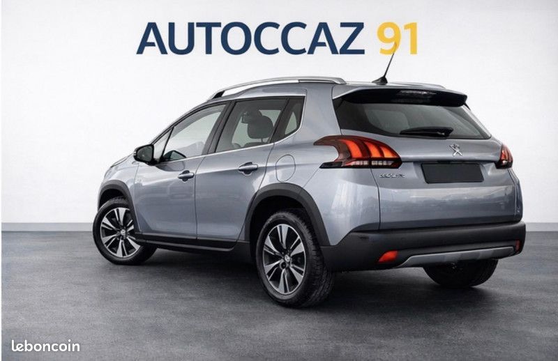 Peugeot 2008 1.2 PURETECH 110CH ALLURE BUSINESS S&S (image 3)