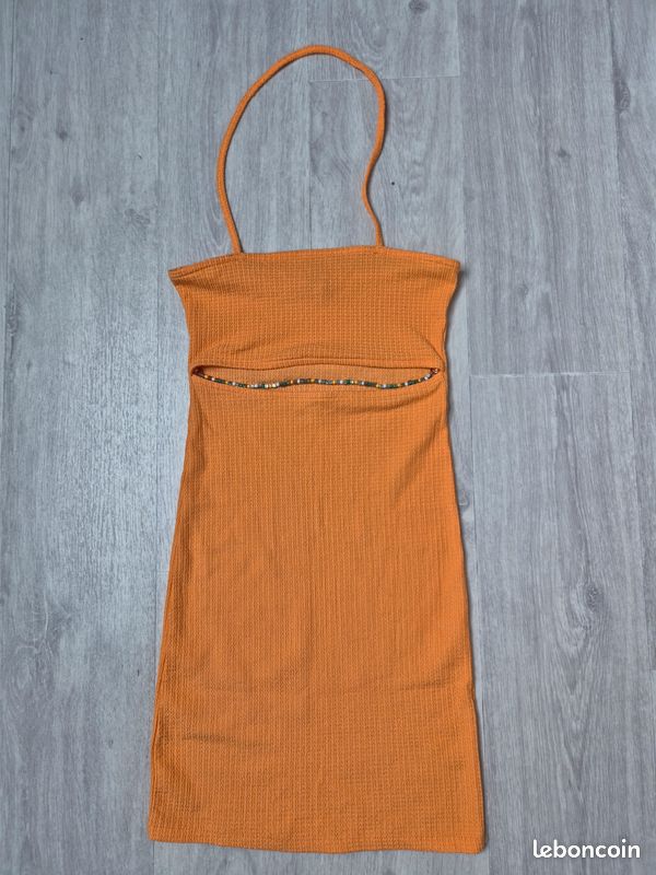 Robe dos nu (image 1)