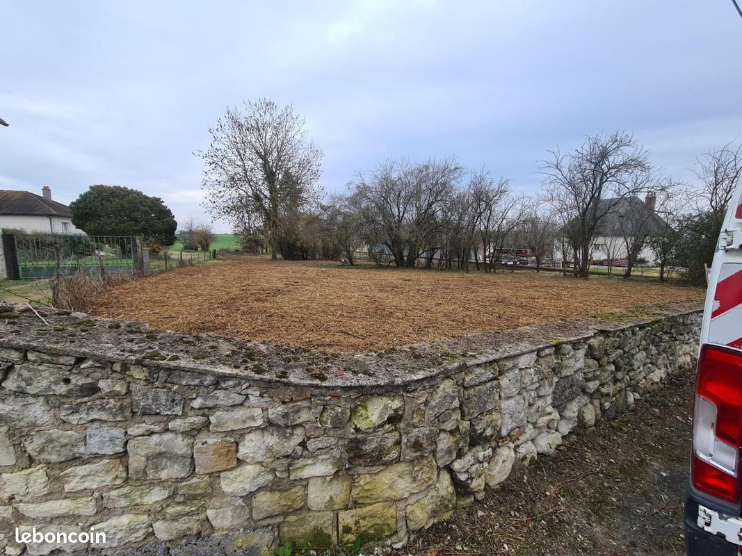 Terrain 1565 m² · à Sepmes · 1 565 m² · 33 000 €