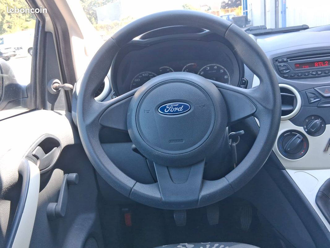 FORD KA 1.2 70 TITANIUm (image 15)
