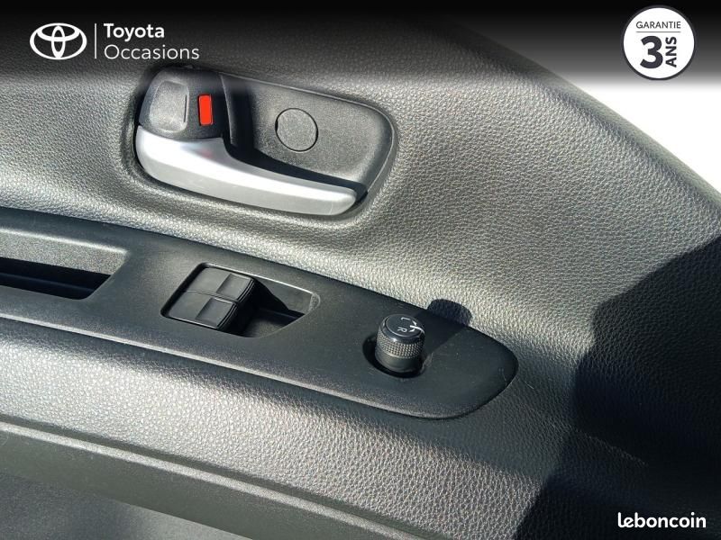 Toyota Aygo X 1.0 VVT-i 72ch Dynamic MY23 (image 13)