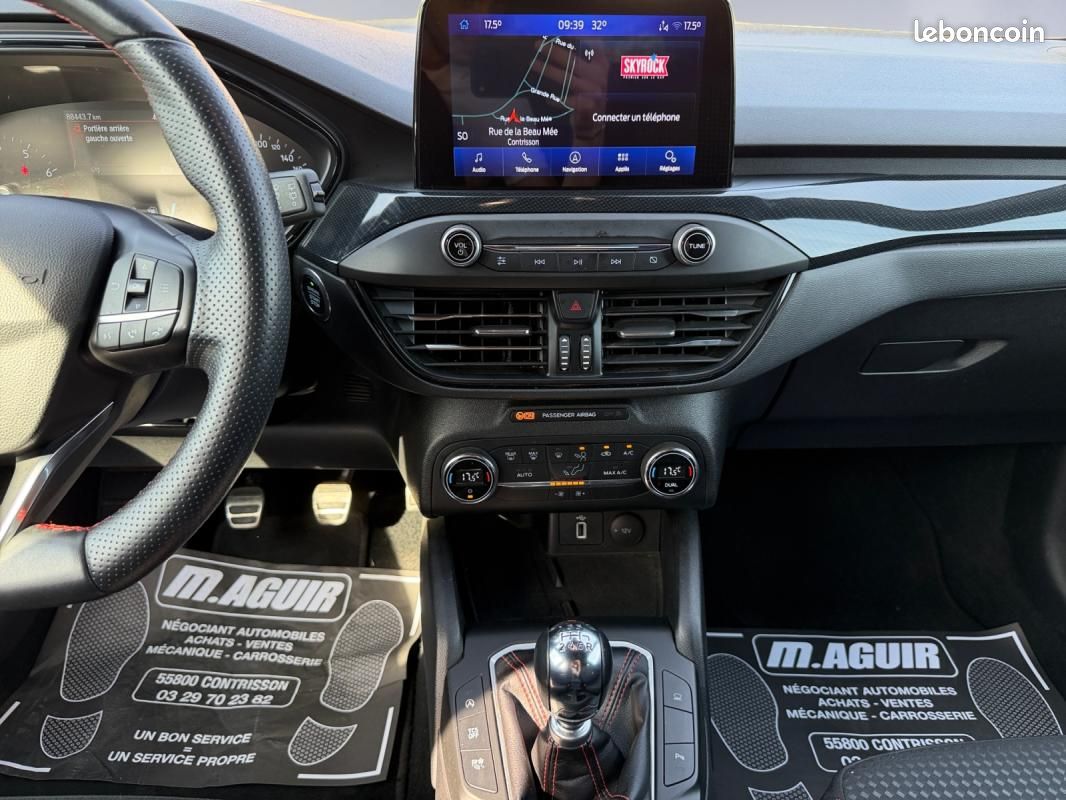 Ford Focus IV 1.0 ECOBOOST 125 S&S ST-LINE (image 11)
