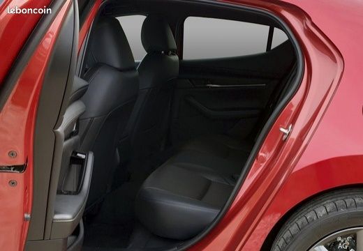 MAZDA Mazda3 5 portes 2.0L e-SKYACTIV-G M Hybrid 150 ch BVA6 Homura (image 8)
