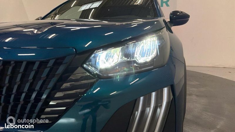 Peugeot 2008 1.2 Hybrid 110ch Allure e-DCS6 (image 17)