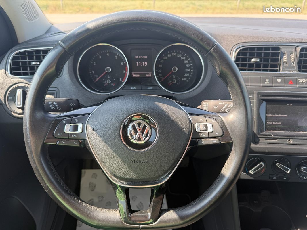 VOLKSWAGEN POLO 1.2 TSI 90 BMT Confortline (image 15)