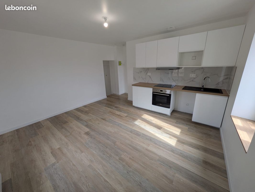 Appartement 3 pièces 45 m² · à Saint-Rambert-d'Albon · 45 m² · 600 €