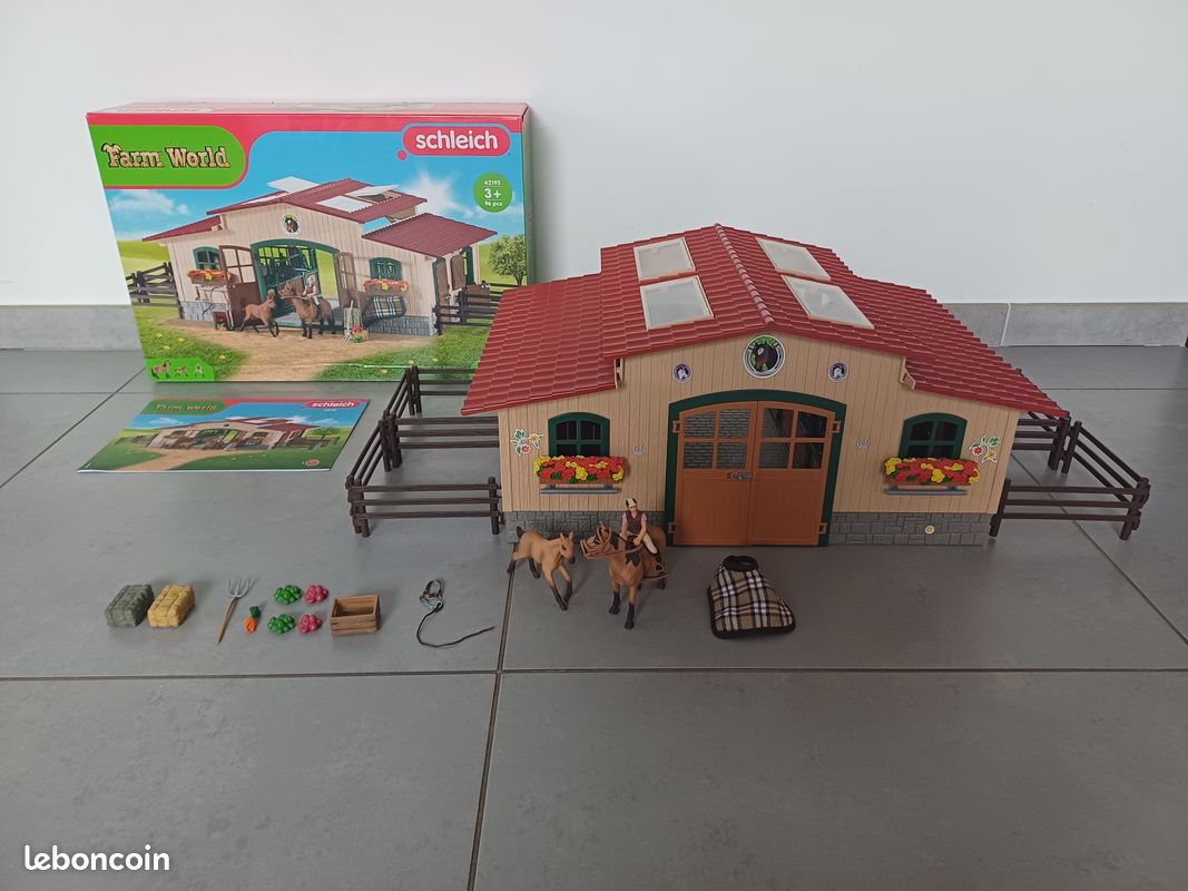 SCHLEICH - Ecurie avec chevaux - 42195 - Gamme Farm World