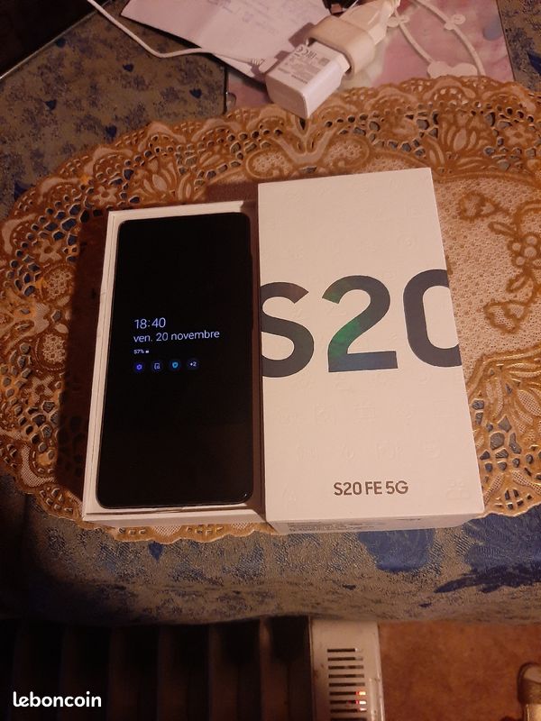 Samsung Galaxy S20 (image 1)