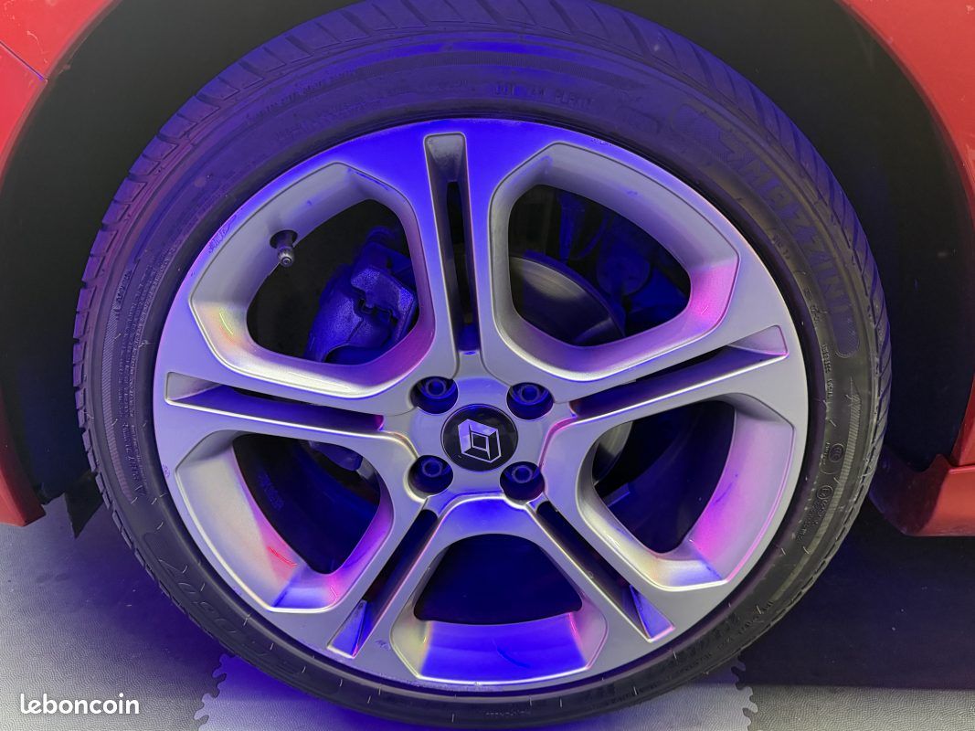 Renault clio iv re88036 2015 (image 11)