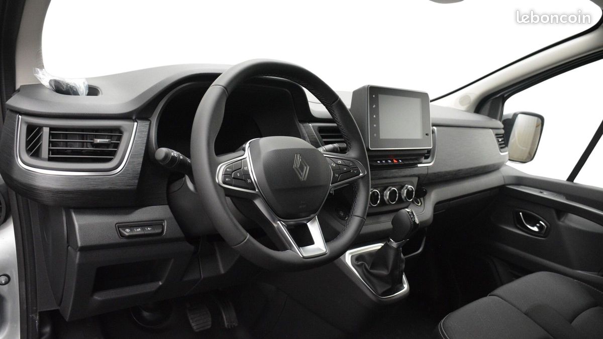 Renault Trafic Van L1H1 Extra 3T Blue dCI 170 EDC - Leasing (image 4)