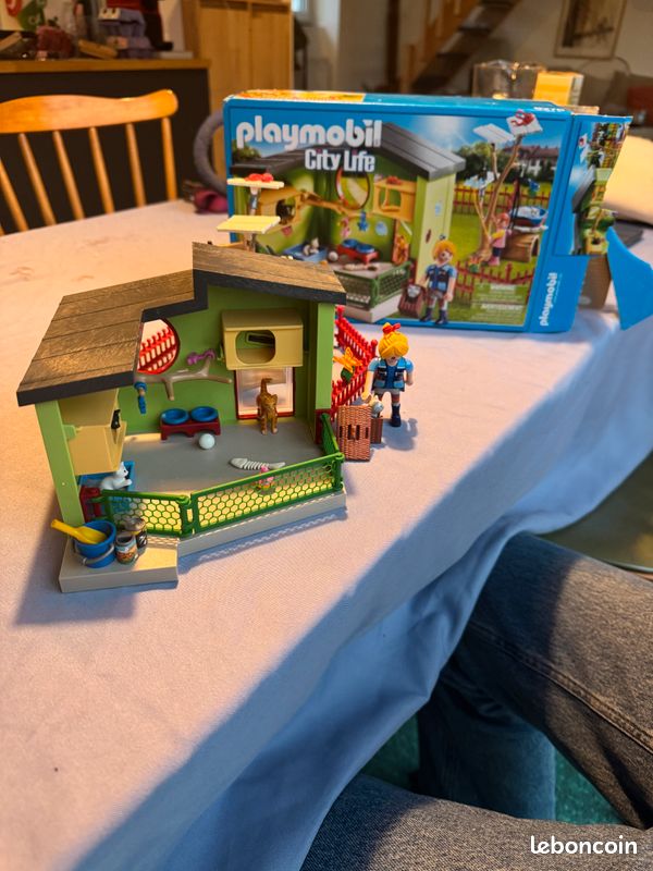 Playmobil la maisonnette des chats - City life 9276 (image 2)