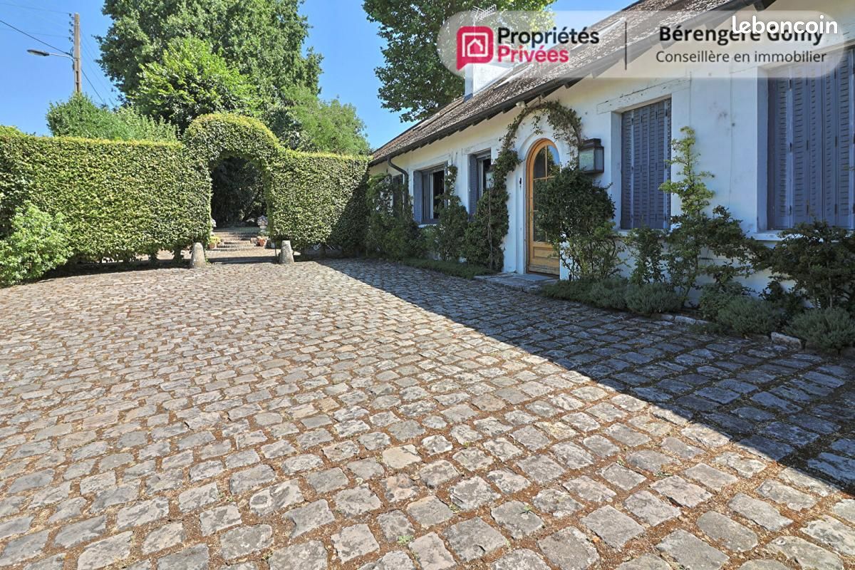 Maison 7 pièces 240 m² · à Saint-Brice-sous-Forêt · 240 m² · 920 000 €