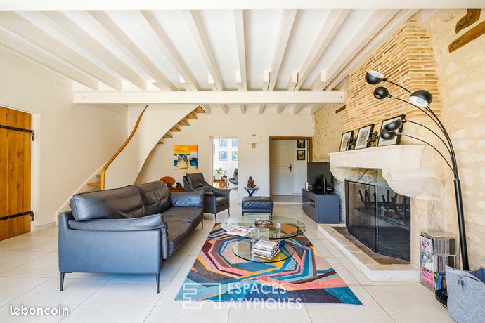 Propriété 11 pièces 305 m²