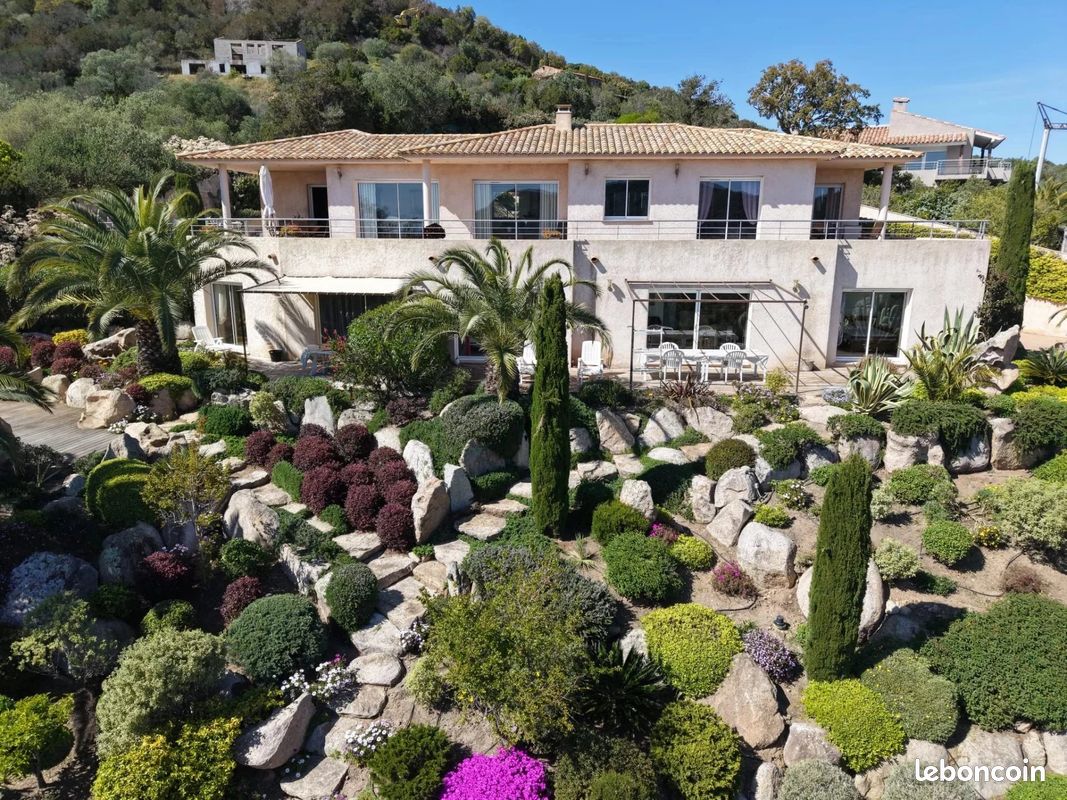 Maison 13 pièces 296 m² · à Porto-Vecchio · 296 m² · 1 870 000 €