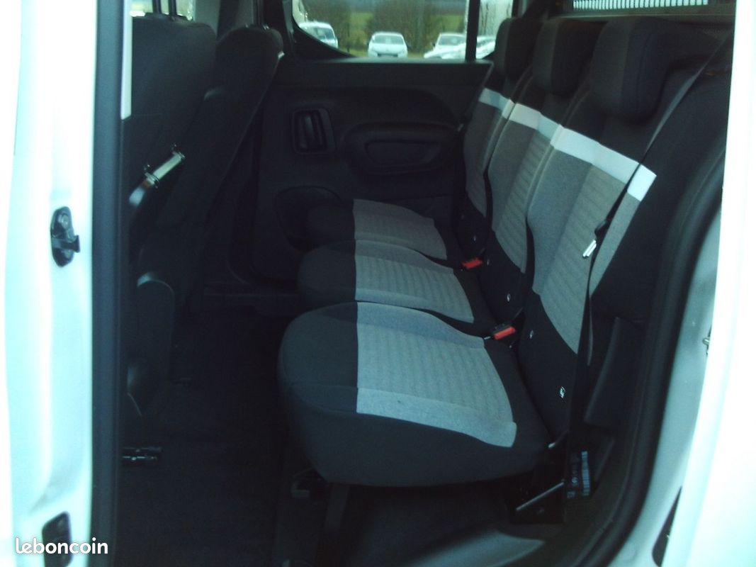 Citroen BERLINGO 1.5 BLUE HDI 130CH CABINE APPROFONDIE M PLUS EAT8 BOITE AUTO 5 PLACES (image 6)