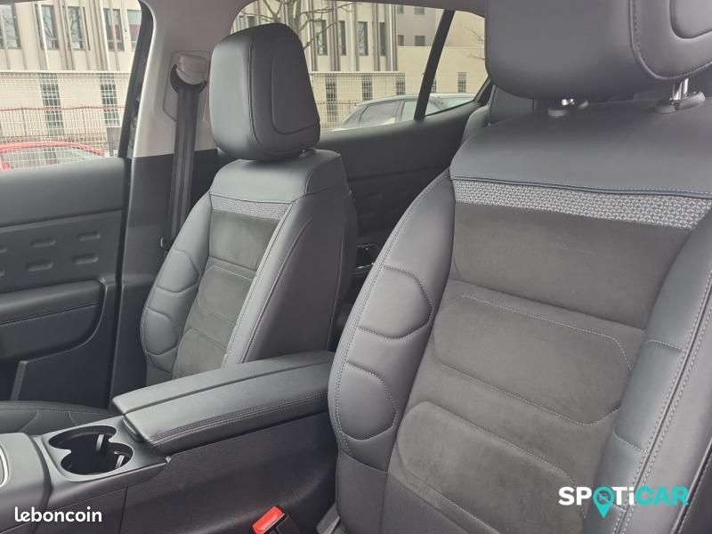 Citroen C5 Aircross PureTech 130ch S&S Shine EAT8 (image 25)
