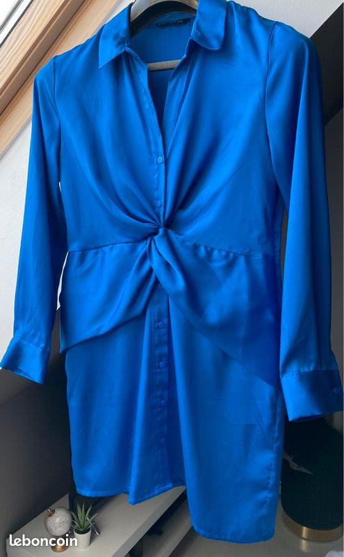 Robe (image 2)