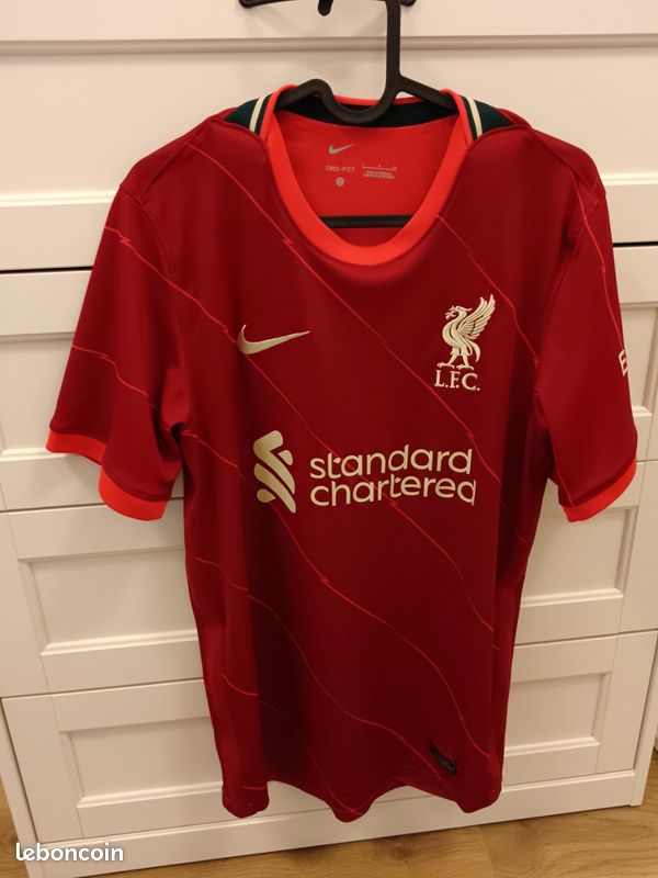 Maillot avant match Liverpool rouge 2024/25 sur
