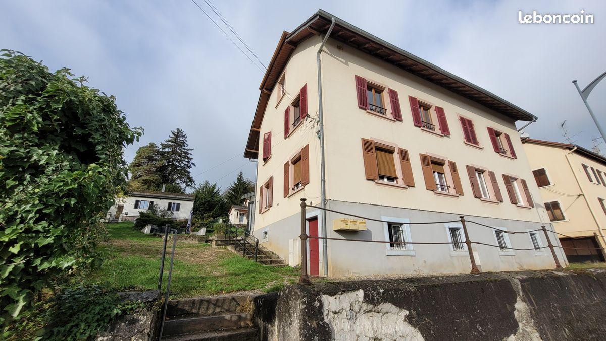 Appartement 5 pièces 102 m² · à Thann · 101,6 m² · 190 000 €