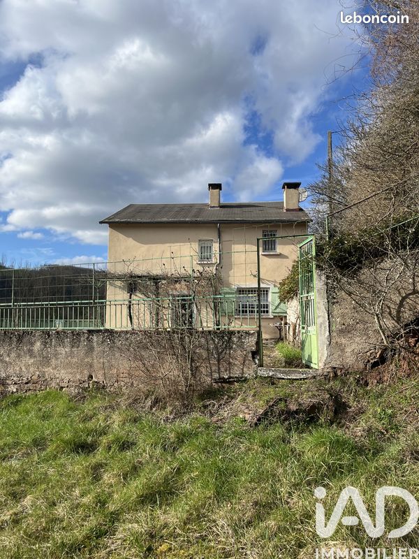 Maison 7 pièces 160 m² · à Laval-Roquecezière · 160 m² · 139 000 €