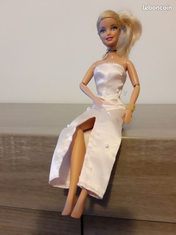 Poupée Barbie (image 2)
