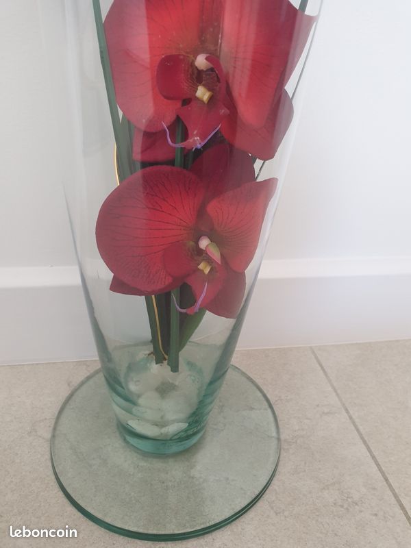 Vase décoratif cylindrique haut. 55 cm avec orchidée rouge (image 3)