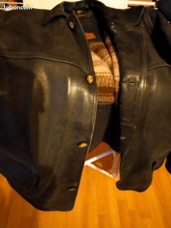 Vends vrai cuir Redskins (image 5)