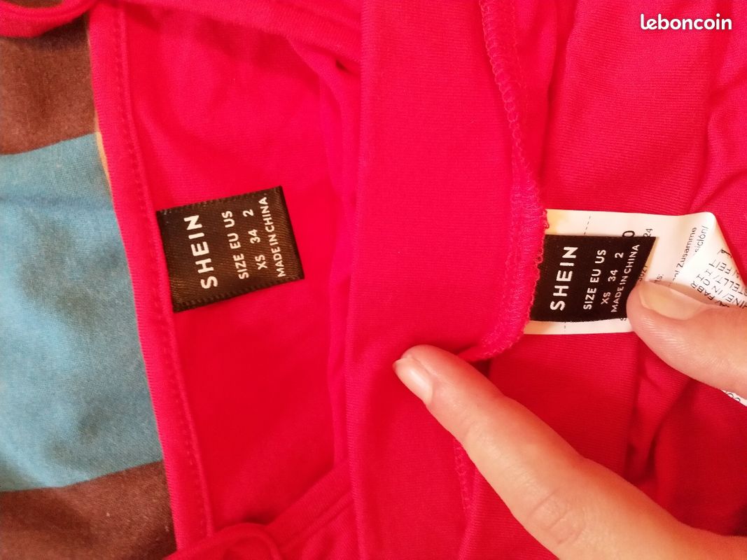 Vend un ensemble rouge (image 2)