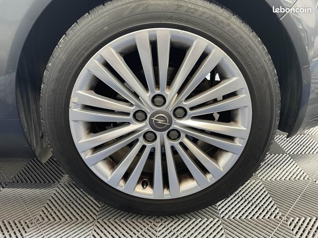 OPEL INSIGNIA 2.0 CDTI 160 COSMO - Sieges électriques / Radars / Bluetooth (image 10)