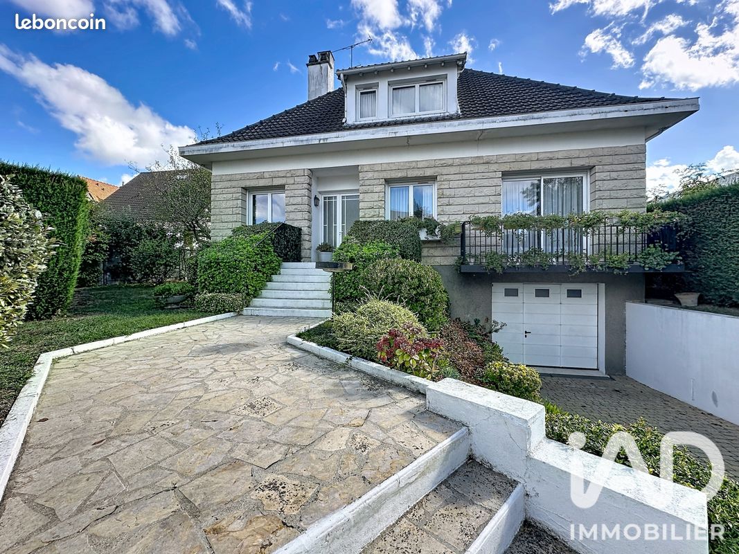 Maison 6 pièces 125 m² · à Rambouillet · 125 m² · 479 500 €