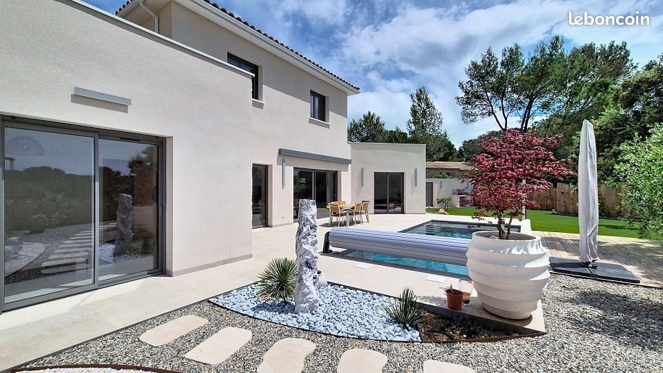 Maison 6 pièces 180 m² · à Langlade · 180 m² · 699 000 €