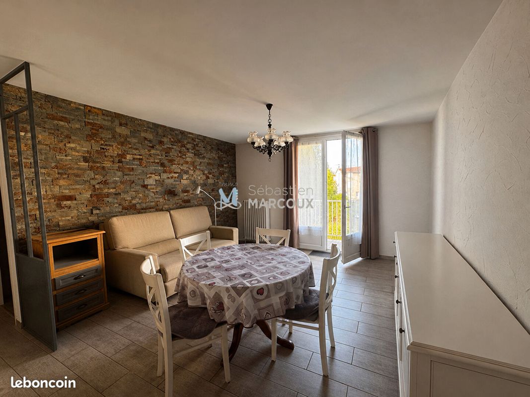 Appartement 3 pièces 61 m² · à Montbrison · 61 m² · 700 €/mois
