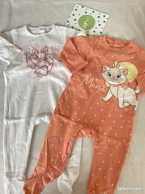 Lot 2 Pyjamas Fille 6 Mois Coton éponge - Motif Coeur étoile Lune - Très Bon état