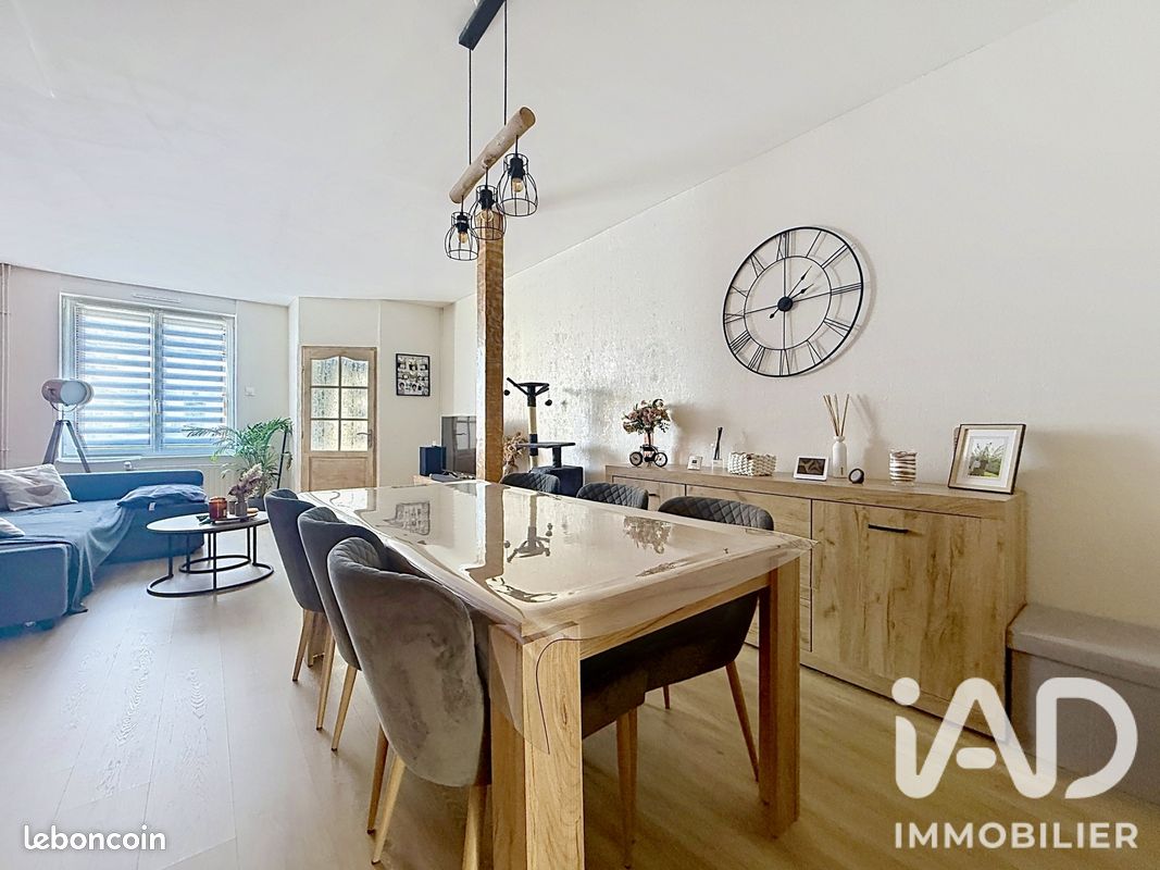 Maison 4 pièces 110 m² · à Pérenchies · 110 m² · 259 000 €