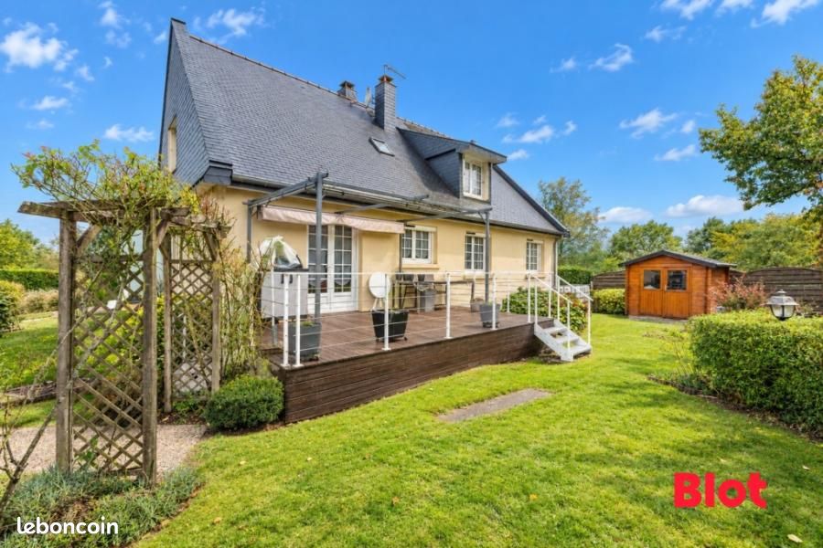 Maison 7 pièces 136 m² · à Saint-Sulpice-la-Forêt · 136 m² · 330 000 €