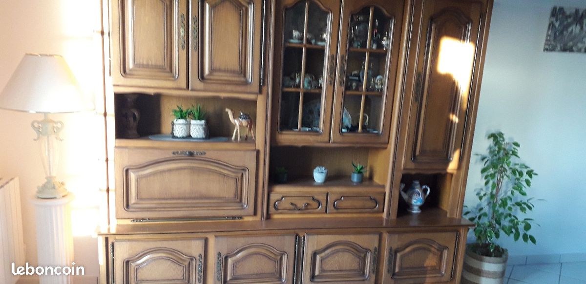Meuble de salle à mange (image 1)