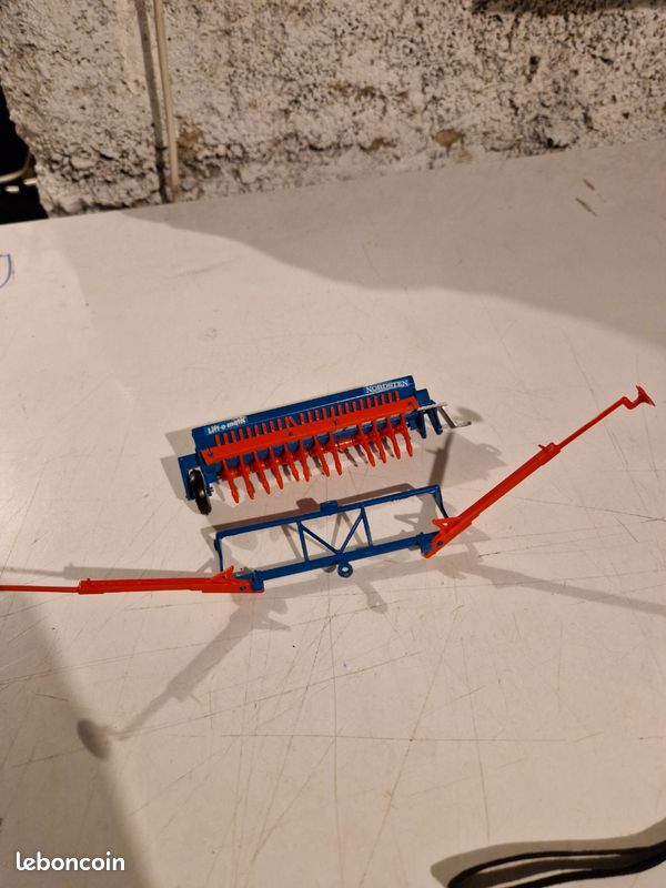 1/32 Britains Semoir Nordsten Lift o matic pour Pièce ou à réparer (image 14)
