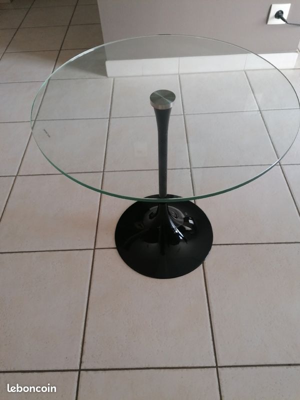 Petite table basse ronde en verre (image 2)