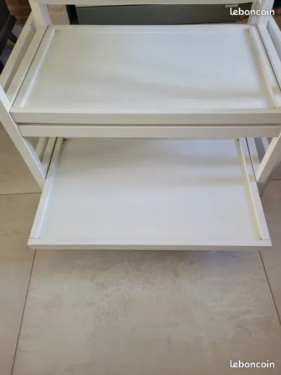 Table à langer / Baignoire (image 2)