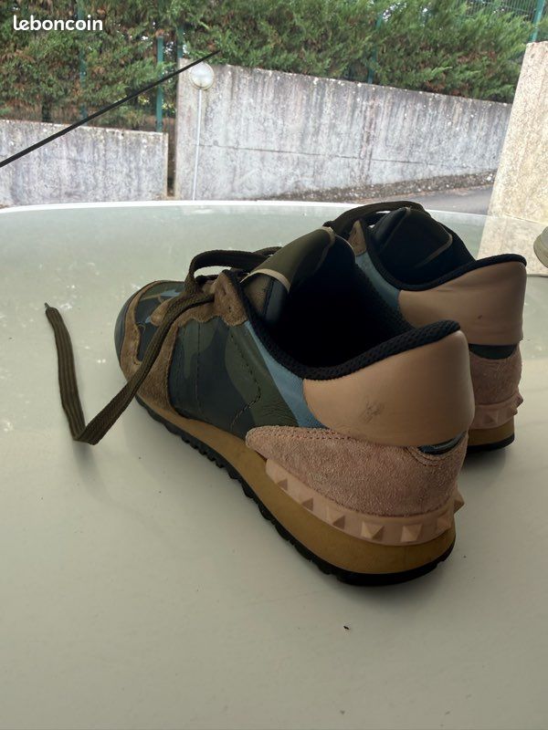 Chaussure basket Valentino garavani pointure 35 80 euros (image 3)