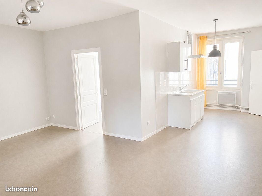 Appartement 3 pièces 65 m² · à Villefranche-de-Rouergue · 65 m² · 520 €/mois