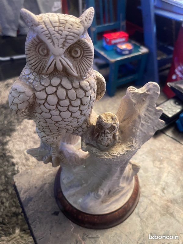 ANCIENNE PETITE STATUETTE Chouette/ Hibou miniature Bois sur socle vintage EUR 15,00 - FR