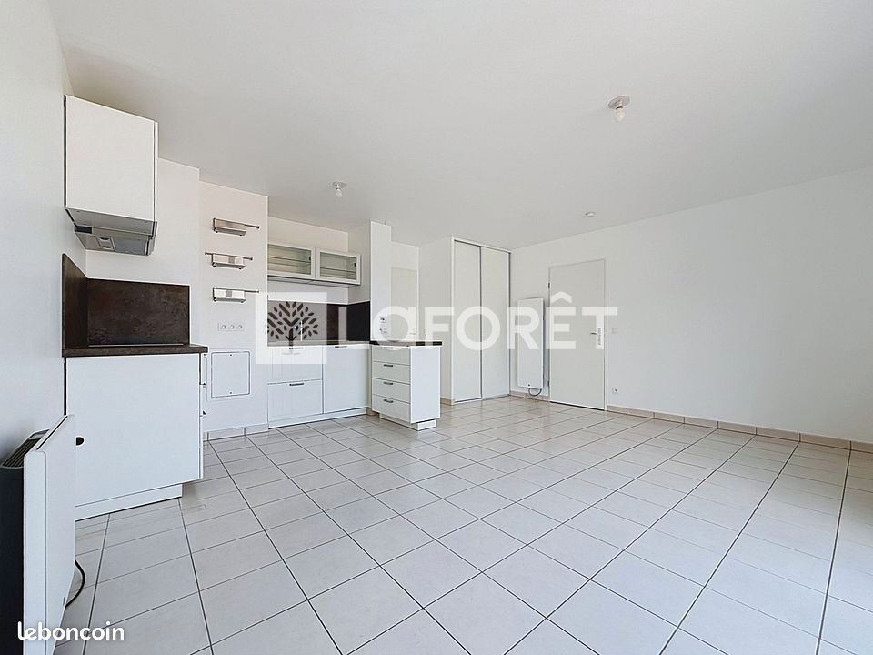 Appartement 2 pièces 51 m² · à Saint-Fargeau-Ponthierry · 51 m² · 860 €/mois